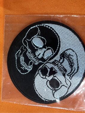 ♥️ Black & White Yin-Yang Skull Embroidered Patch - Men Other Jewelry